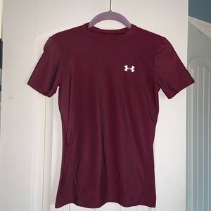 Under Armour Youth Large Top